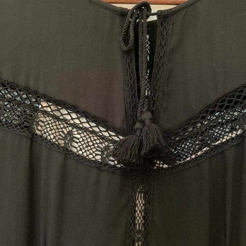 Vetta Capsule The Lace Midi Dress - Picture 5 of 9